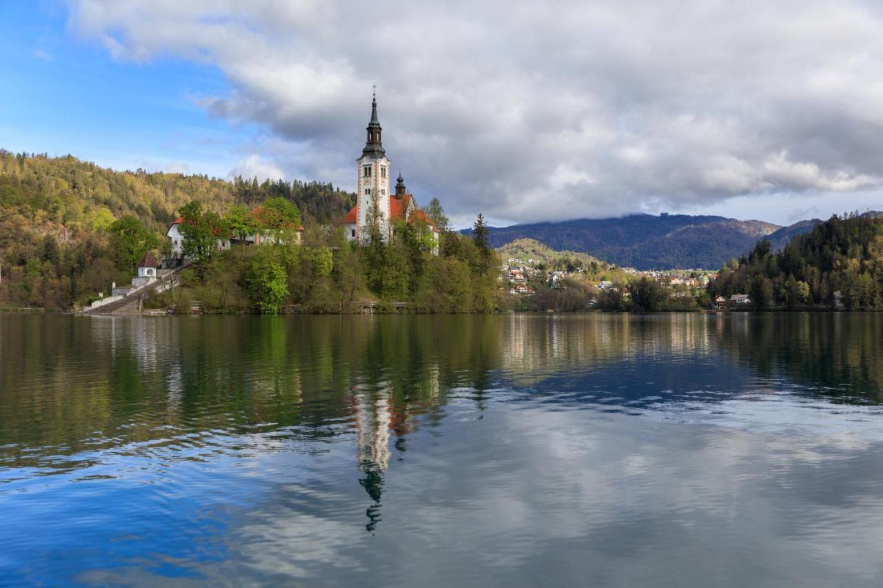 Lake House Sebanc Bled Bagian luar foto